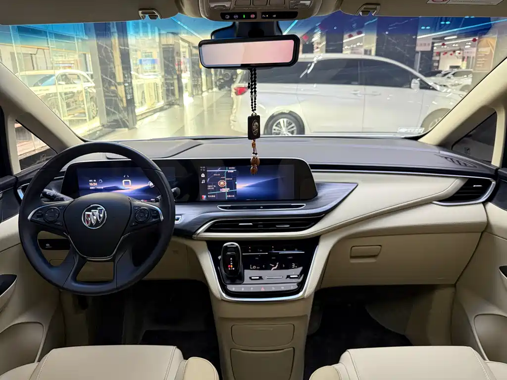 Buick GL8 — миниатюра 13