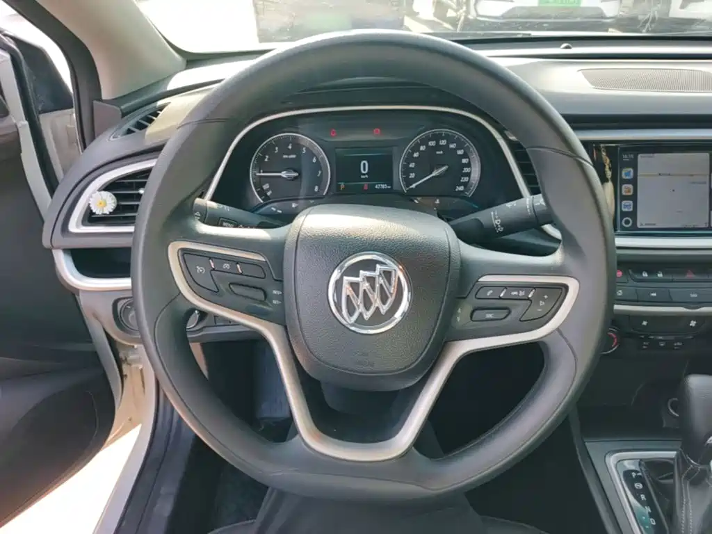 Buick Excelle — миниатюра 11