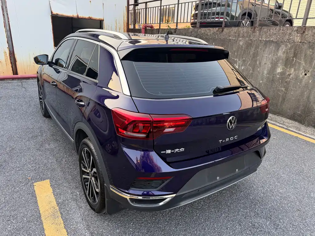 Volkswagen T-Roc — миниатюра 4