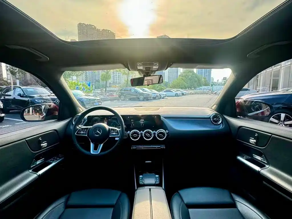 Mercedes-Benz GLA — миниатюра 15