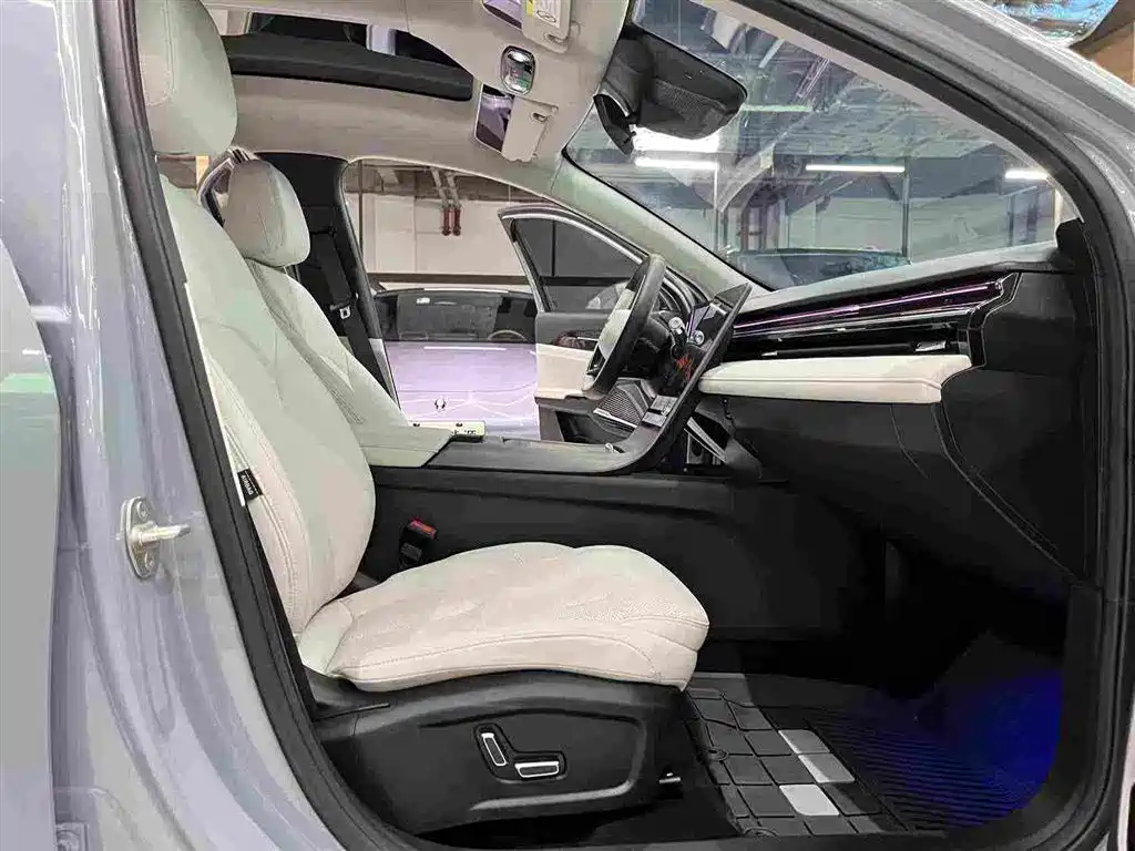 Geely Galaxy Galaxy L6 L6 2023 125km