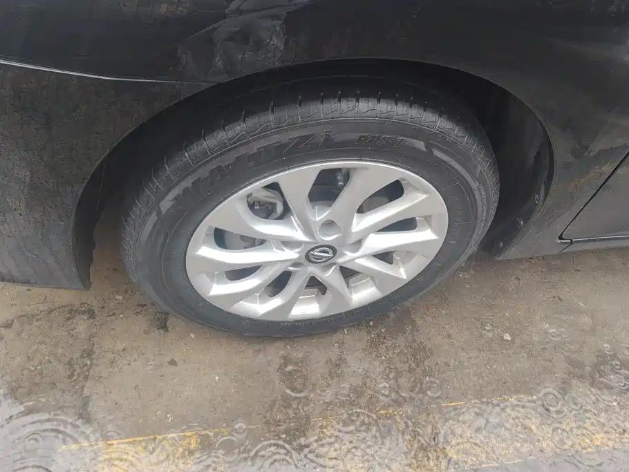 Nissan Sylphy — миниатюра 6