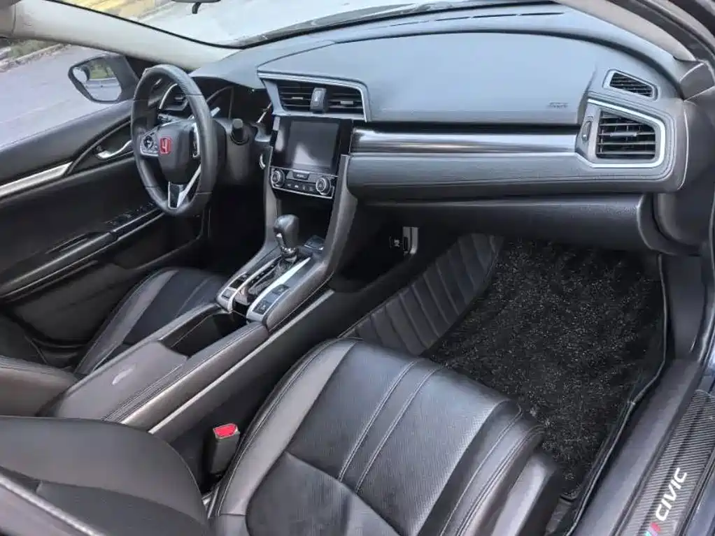 Honda Civic — миниатюра 4