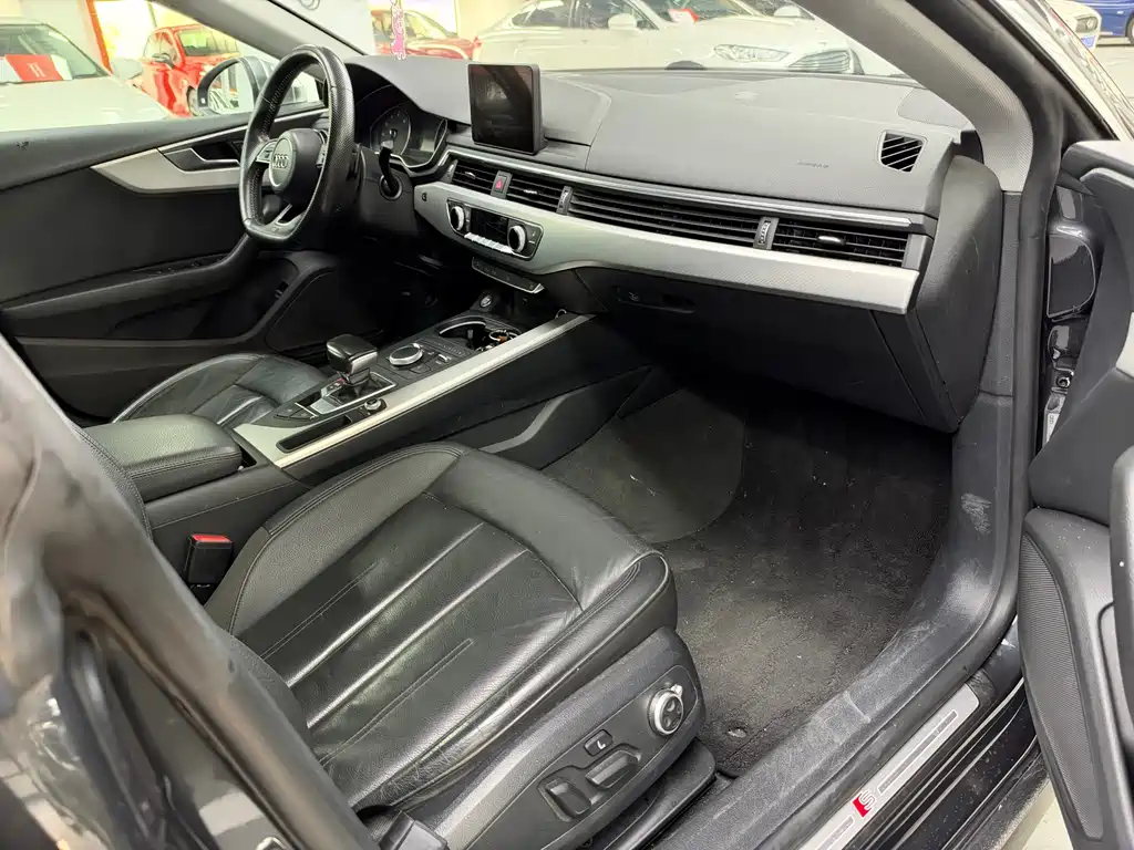 Audi A5 (Import) — миниатюра 13