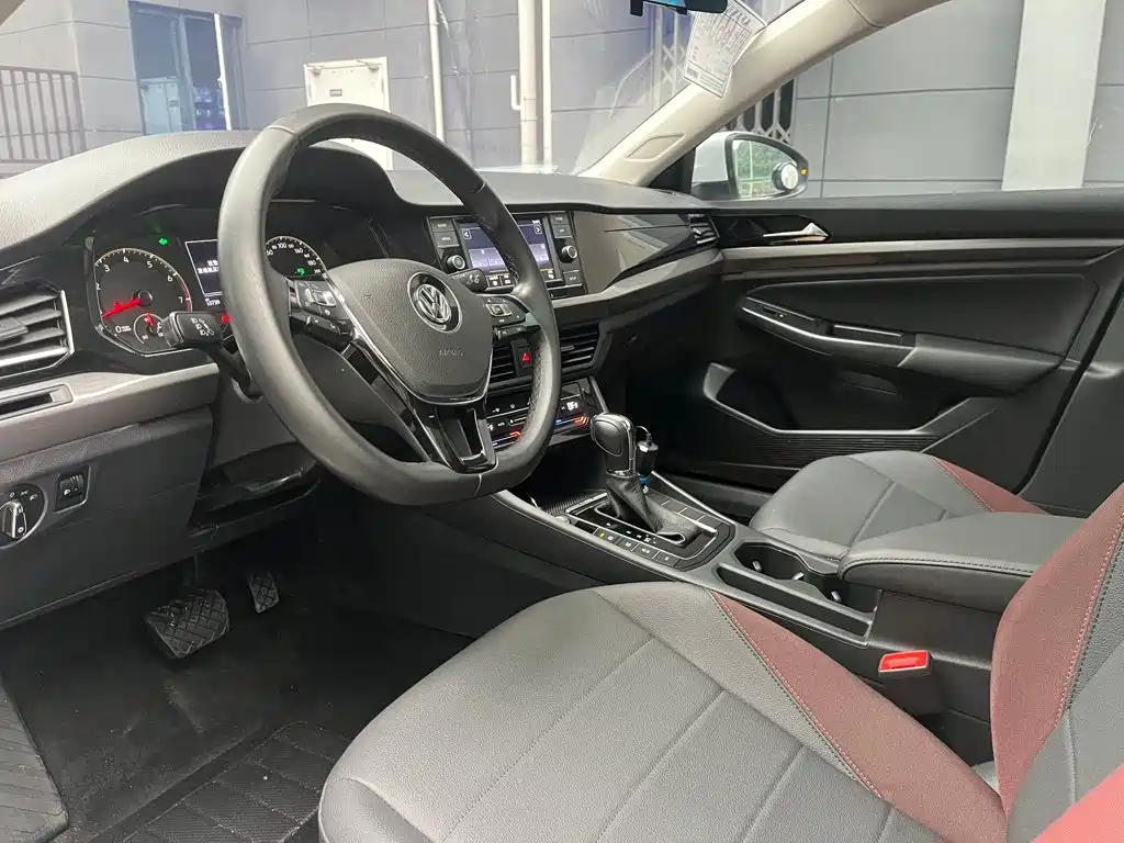 Volkswagen Bora — миниатюра 5
