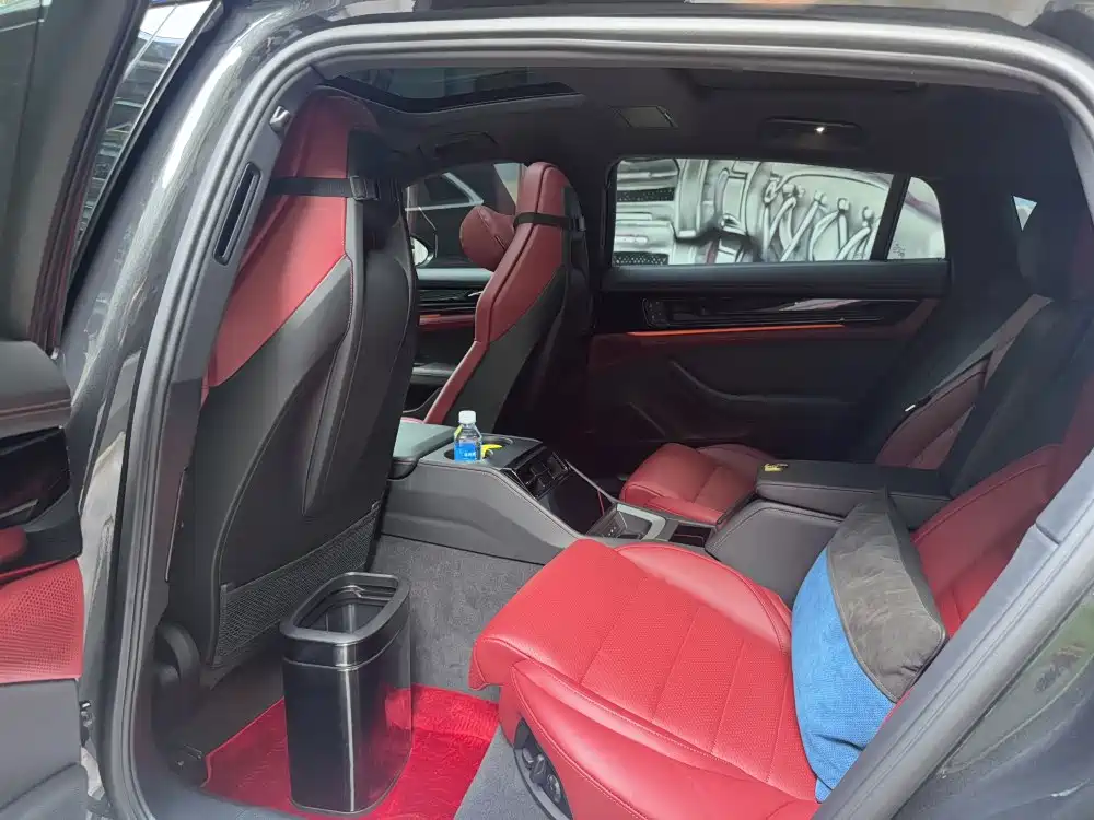 Porsche Panamera — миниатюра 6