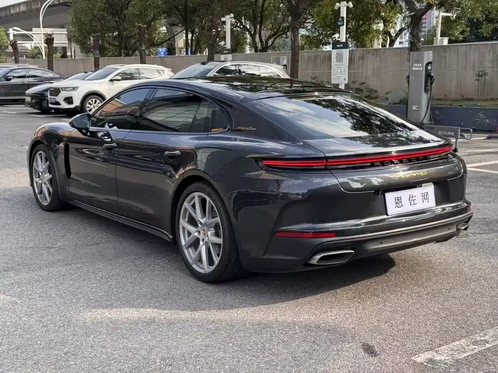 Porsche Panamera — миниатюра 16