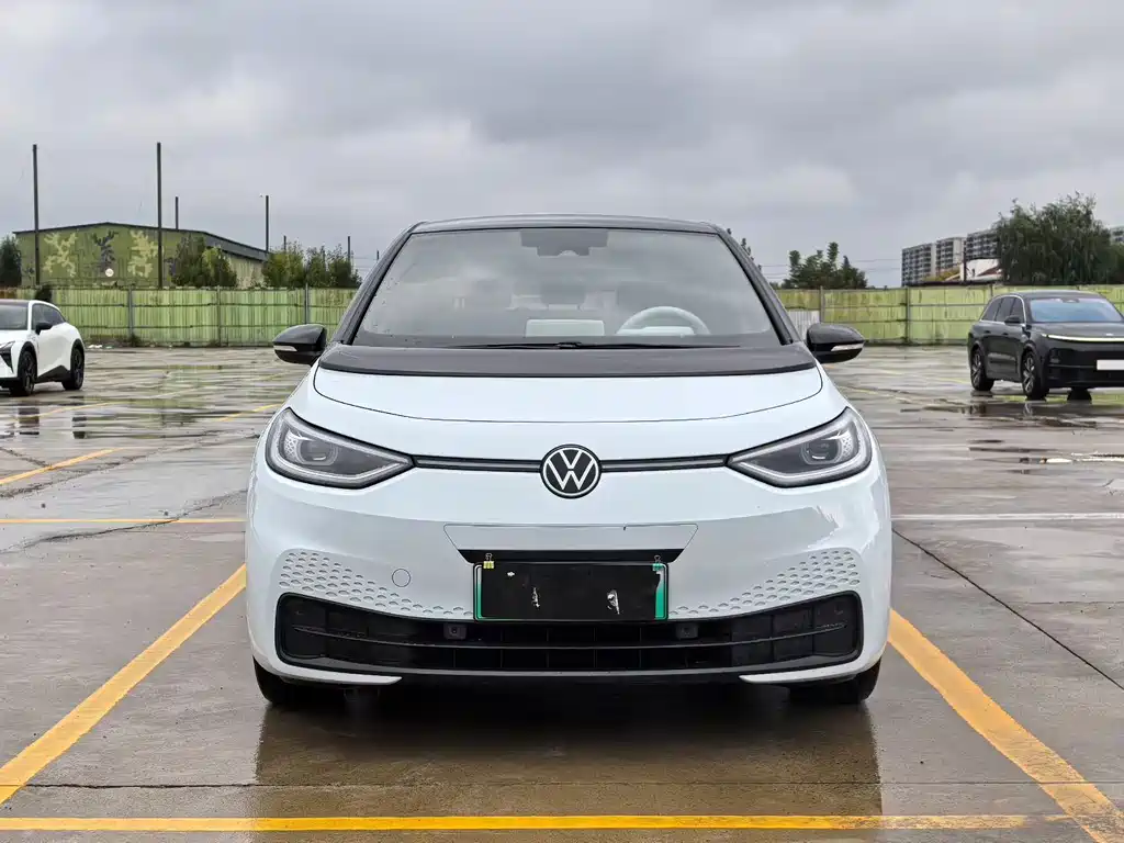 Volkswagen ID.3 — миниатюра 2