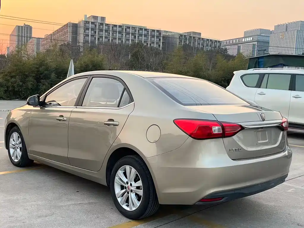 ROEWE 360
