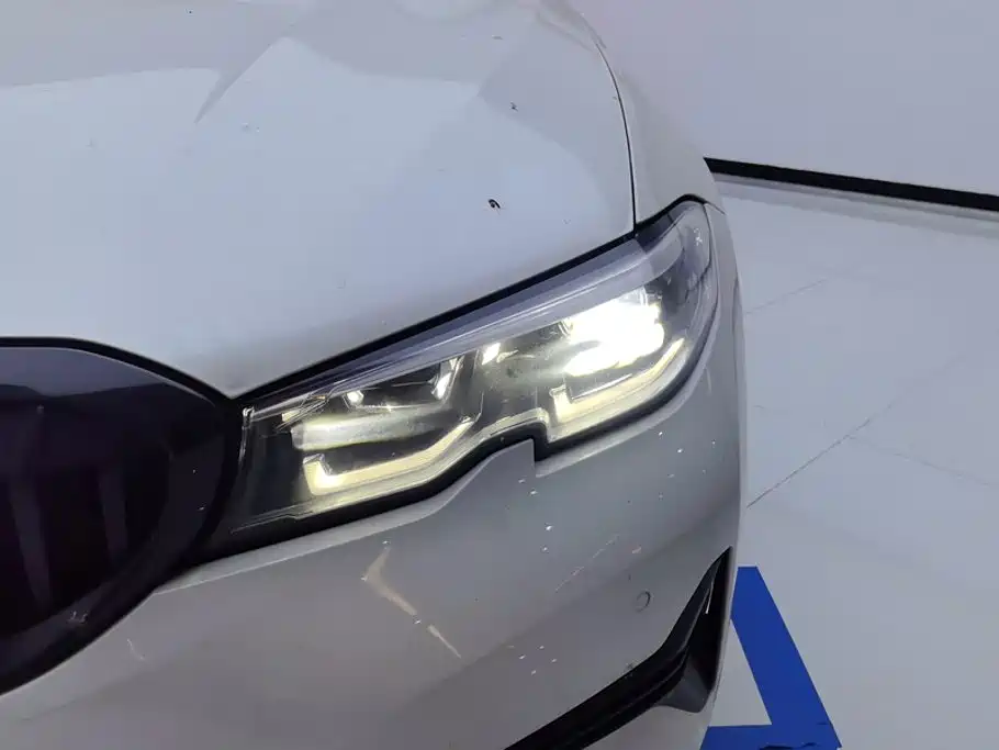 BMW 3 Series — миниатюра 5