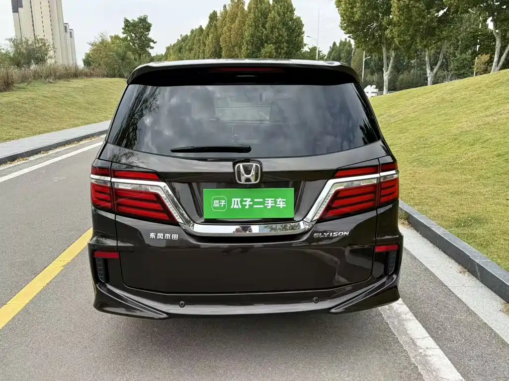 Honda Elysion — миниатюра 6