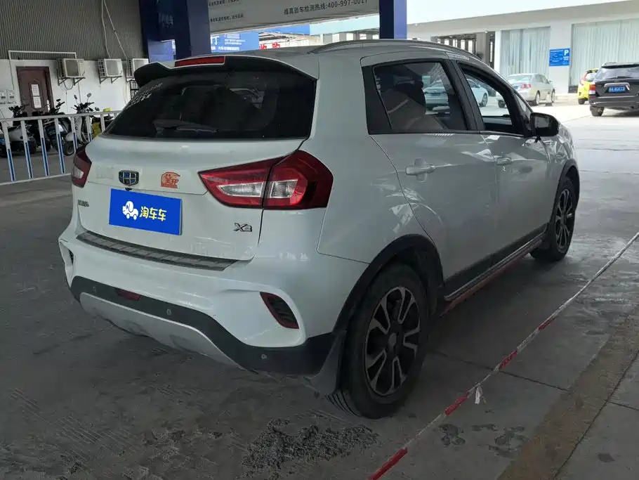 Geely Vision X3 — миниатюра 3