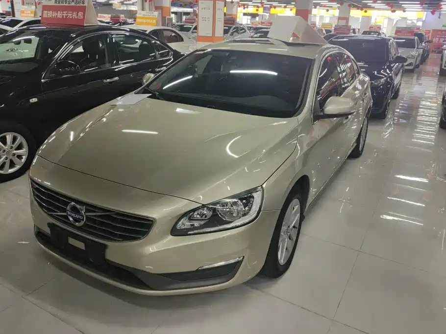 Volvo S60