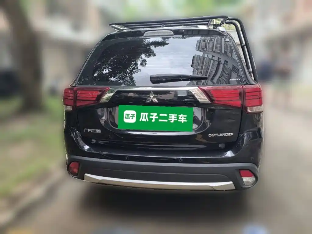 Mitsubishi Outlander — миниатюра 4