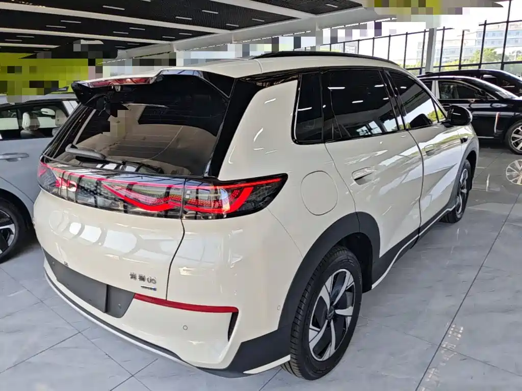 BYD Sealion 05 EV — миниатюра 7