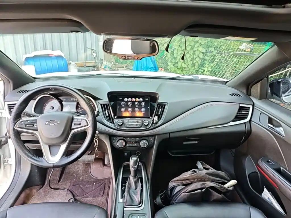 Chevrolet Monza — миниатюра 10