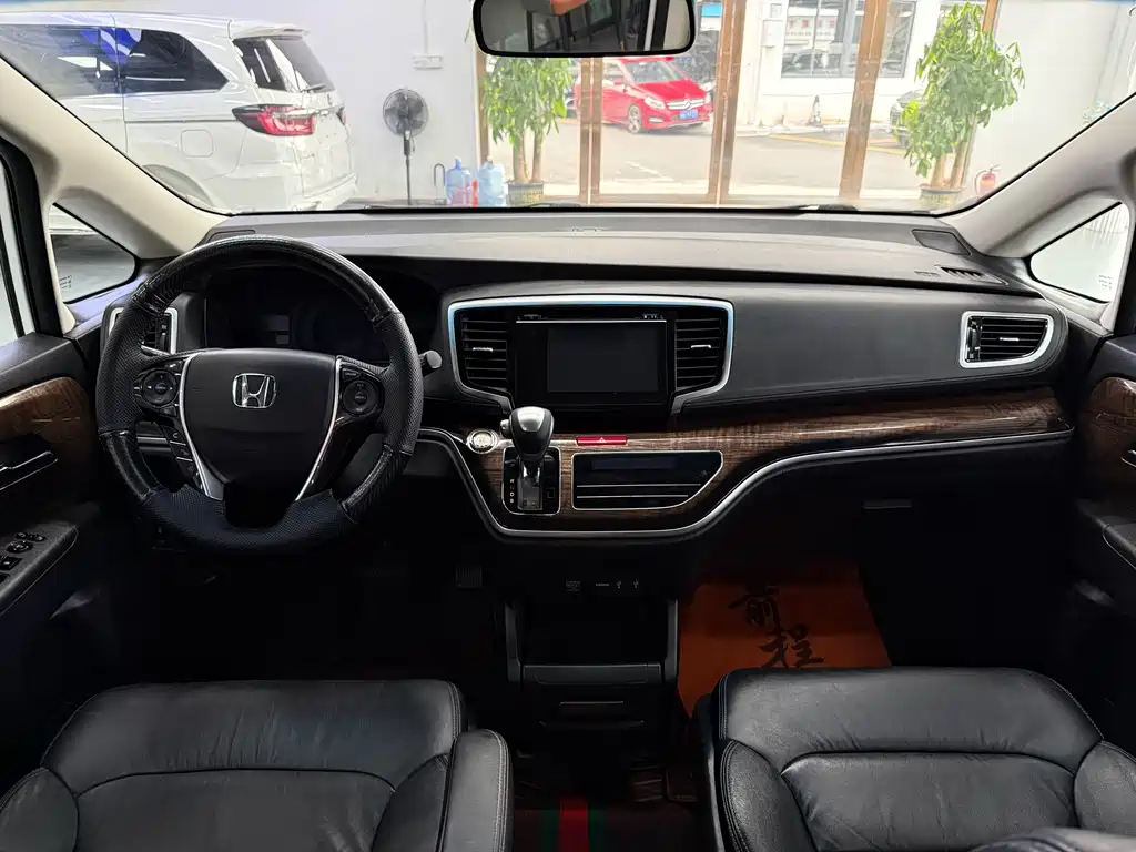 Honda Odyssey — миниатюра 3