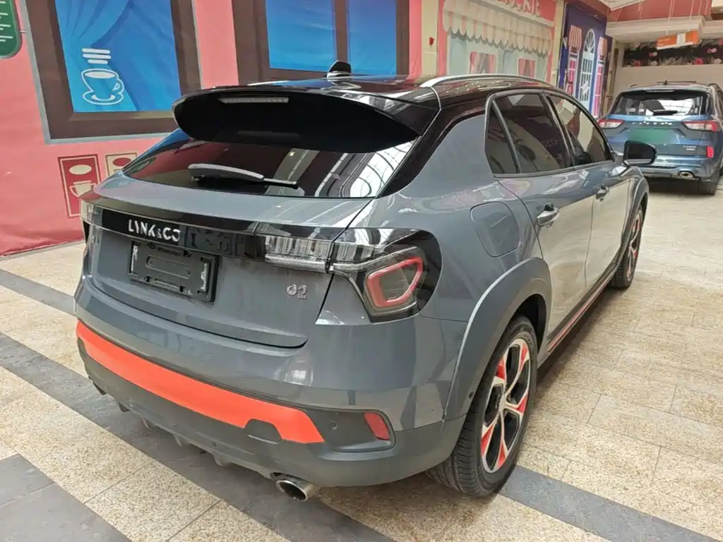 Lynk & Co 02 — миниатюра 7