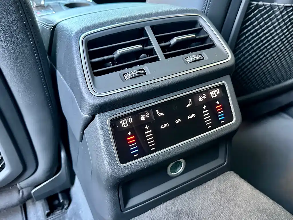Audi A6 (Import) — миниатюра 12