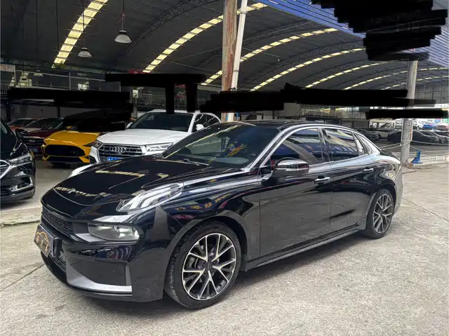 2019 Lynk & Co 03