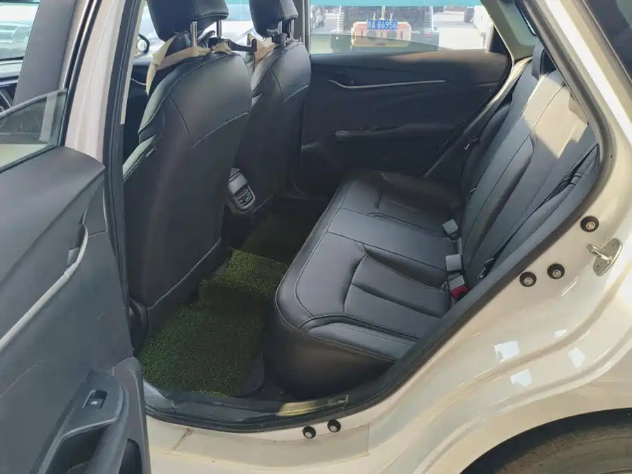 Buick Excelle — миниатюра 11