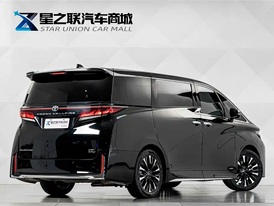 Toyota Vellfire — миниатюра 6