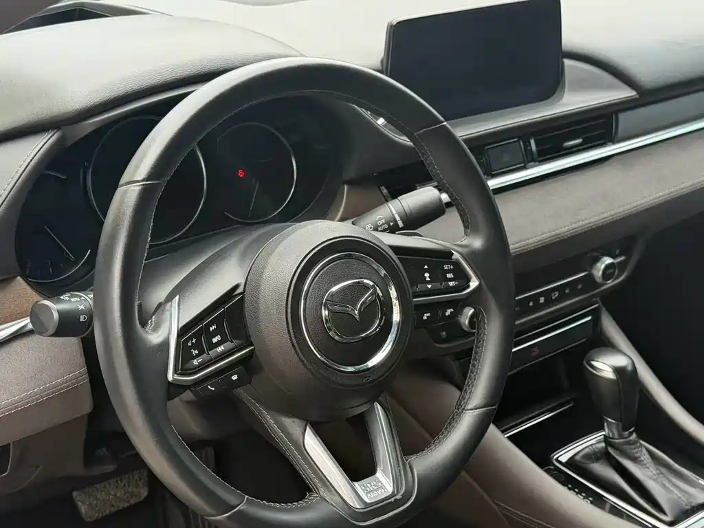 Mazda Atenza 2021 2.5L