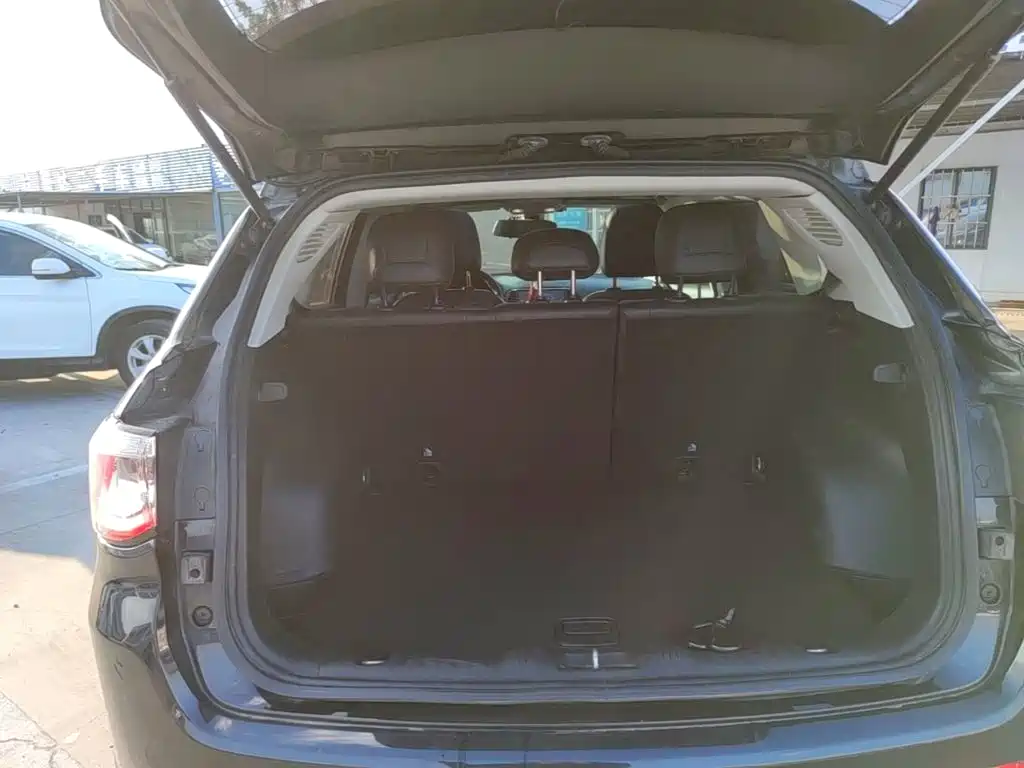Jeep Compass — миниатюра 19