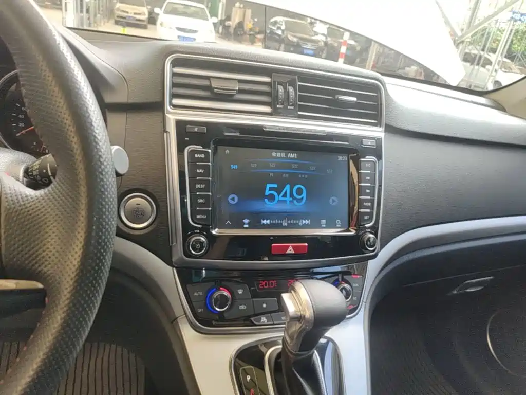 Haval M6 — миниатюра 13