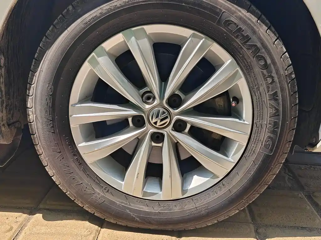 Volkswagen Bora — миниатюра 11