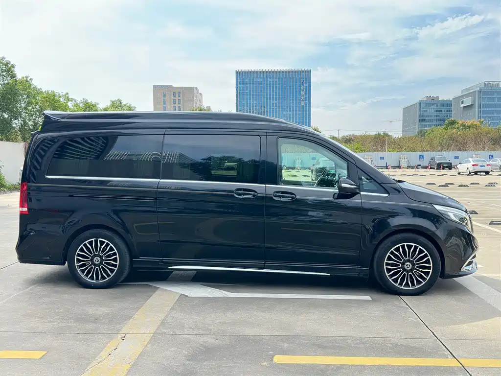 Mercedes-Benz V-Class — миниатюра 14