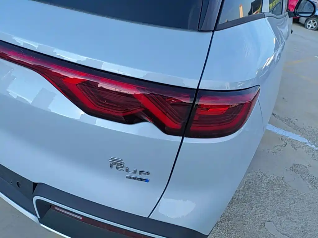 BYD Yuan UP — миниатюра 8