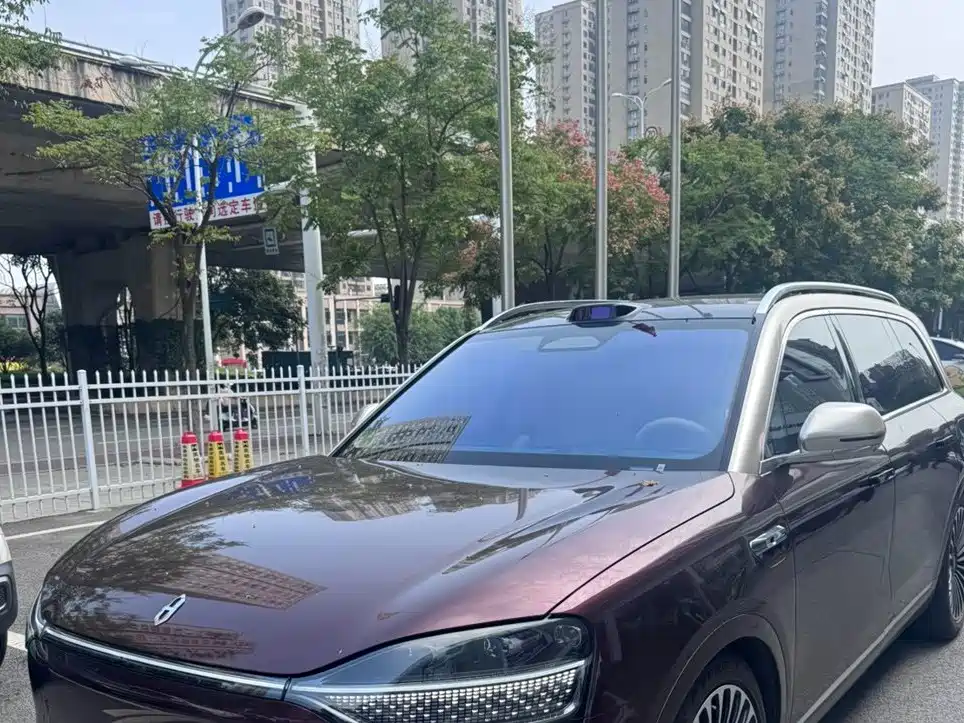 AITO AITO M9 — миниатюра 2