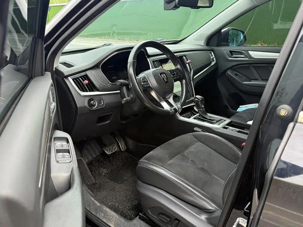 Roewe RX5 New Energy — миниатюра 4