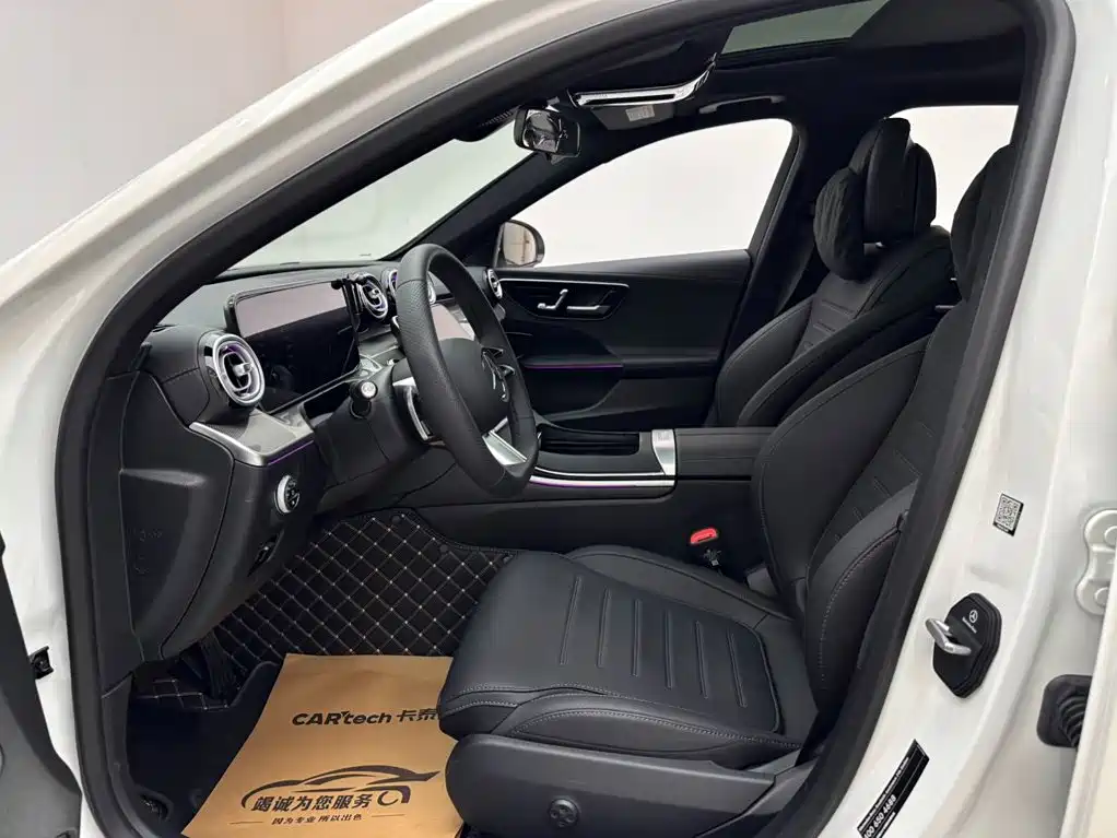 Mercedes-Benz C-Class — миниатюра 8