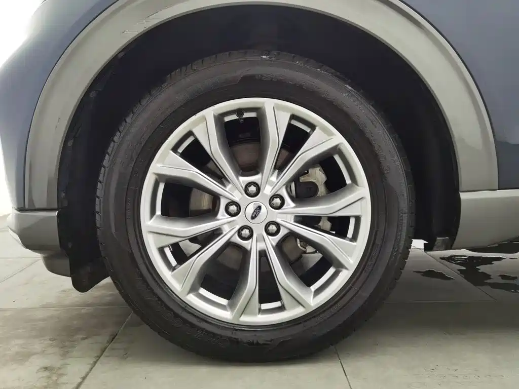 Ford Explorer — миниатюра 17
