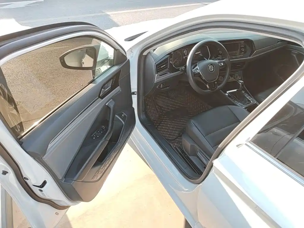 Volkswagen Sagitar — миниатюра 16