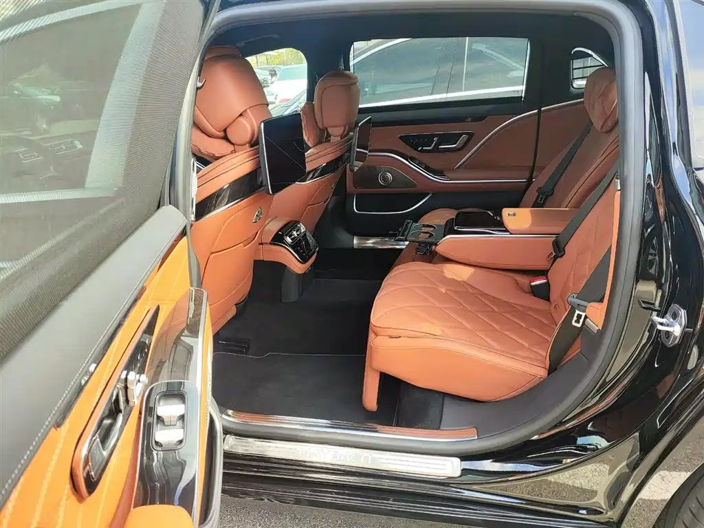 Mercedes-Benz Maybach S-Class
