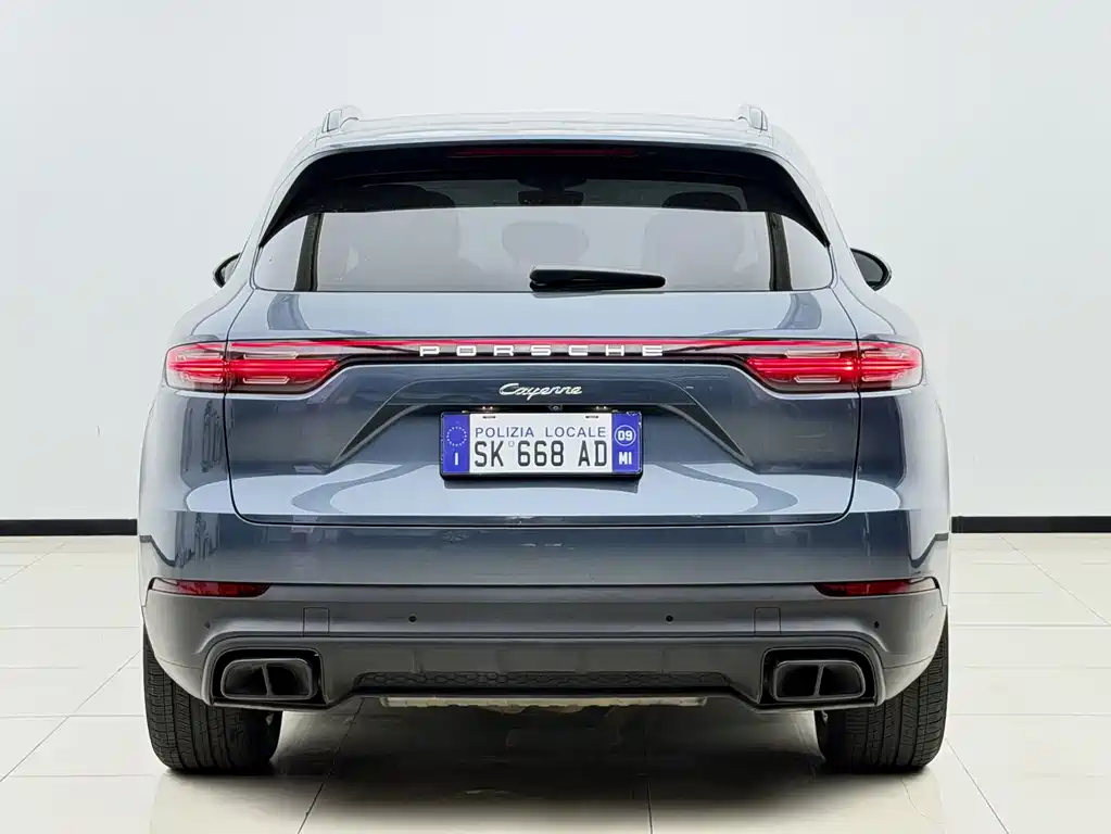 Porsche Cayenne — миниатюра 24