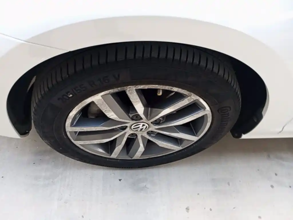 Volkswagen Golf — миниатюра 23