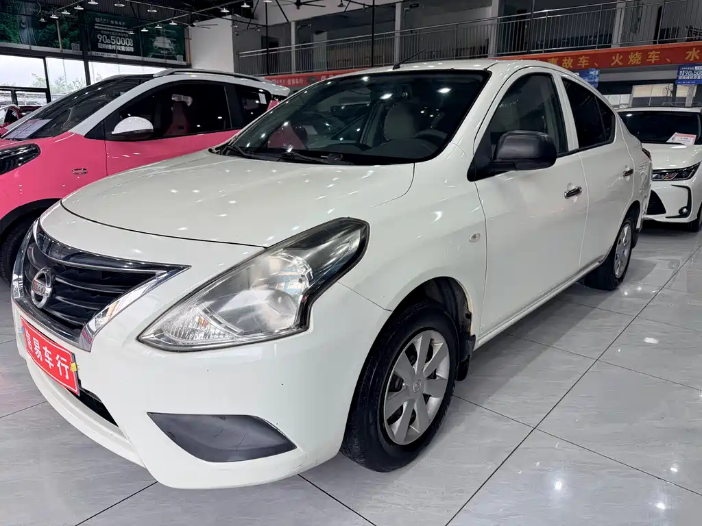 Nissan Sunny 2016