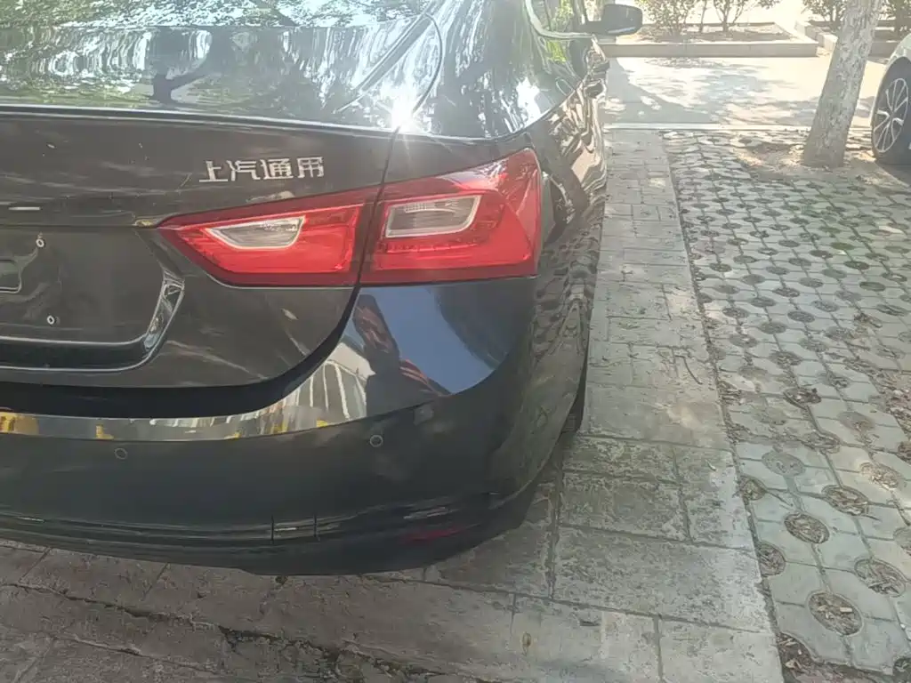 Chevrolet Malibu XL — миниатюра 8