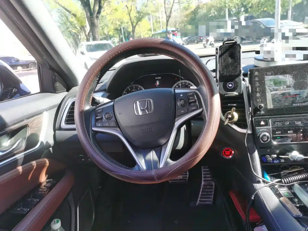 Honda UR-V — миниатюра 3