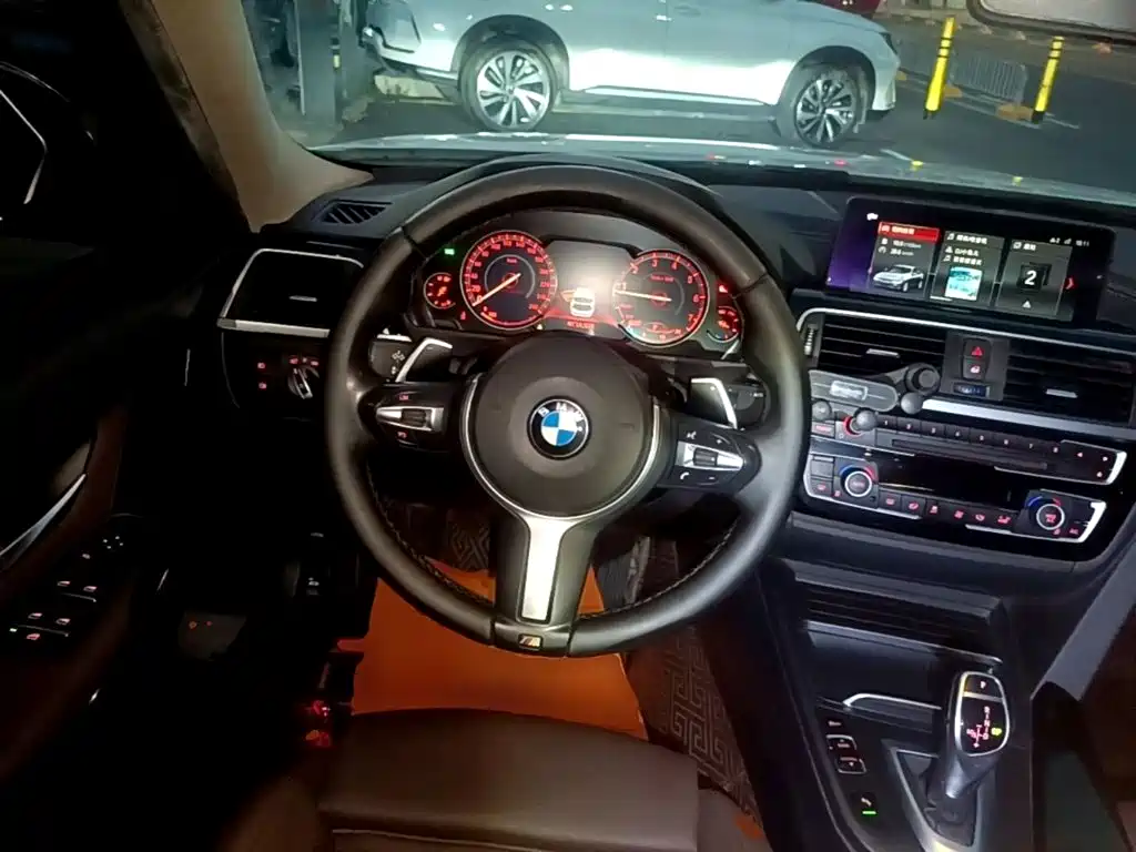 BMW 3 Series — миниатюра 11