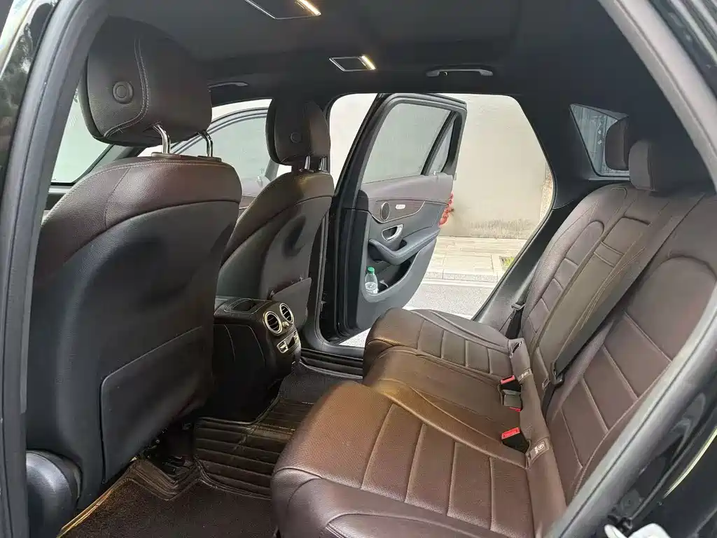 Mercedes-Benz GLC — миниатюра 6