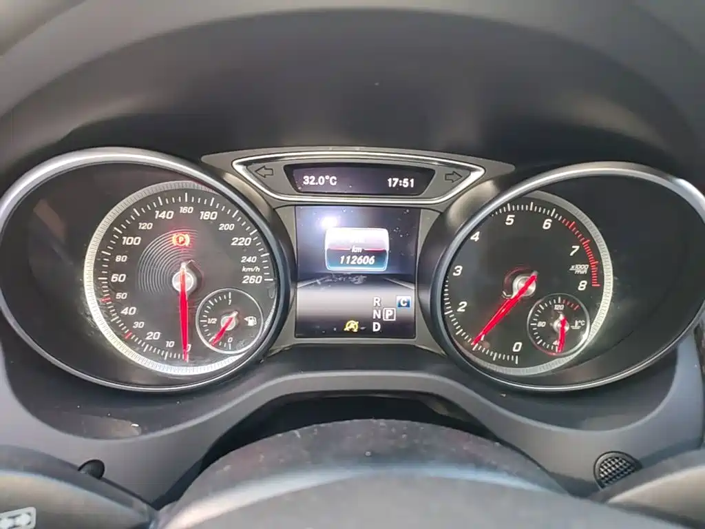 Mercedes-Benz GLA — миниатюра 12