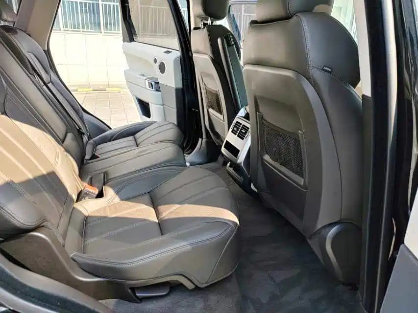 Land Rover Sport — миниатюра 7