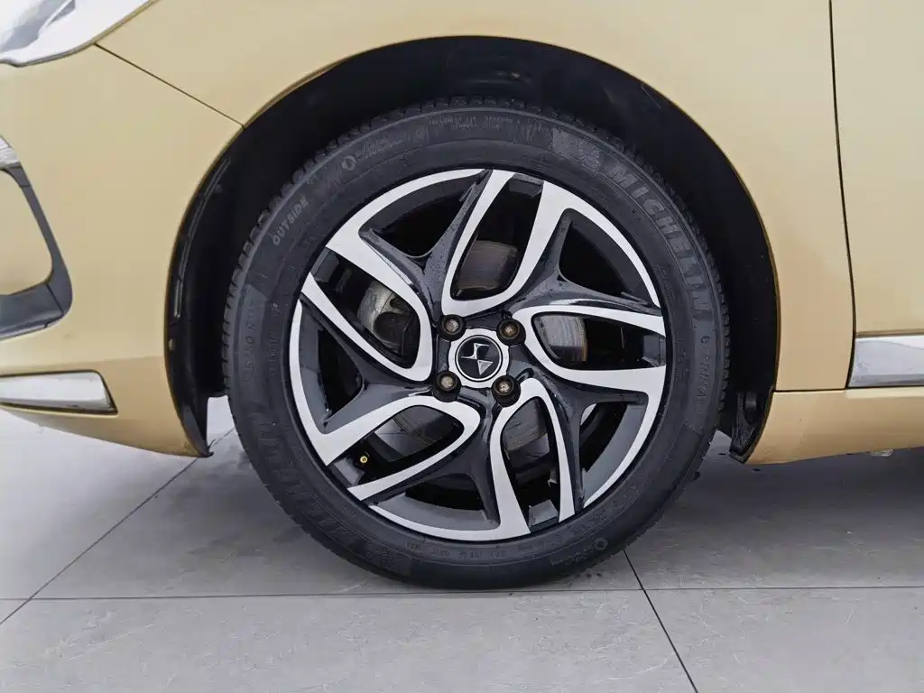 DS DS 5 — миниатюра 17