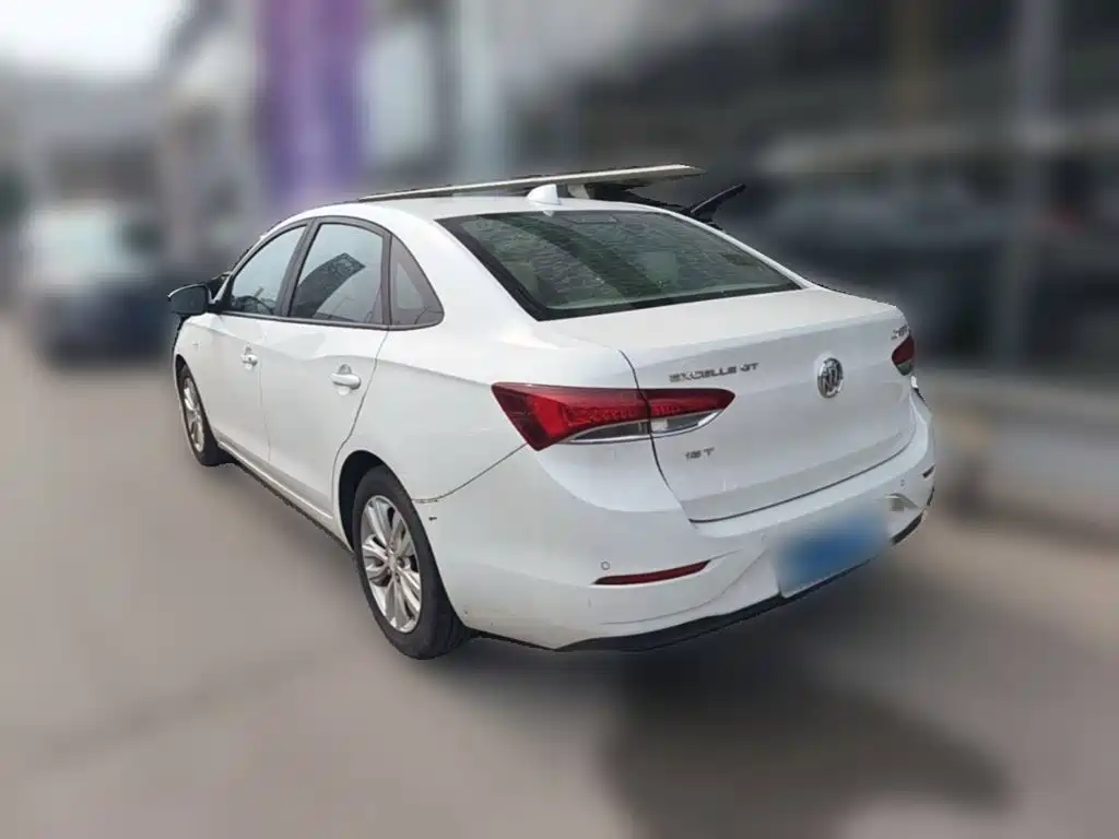 Buick Excelle — миниатюра 9