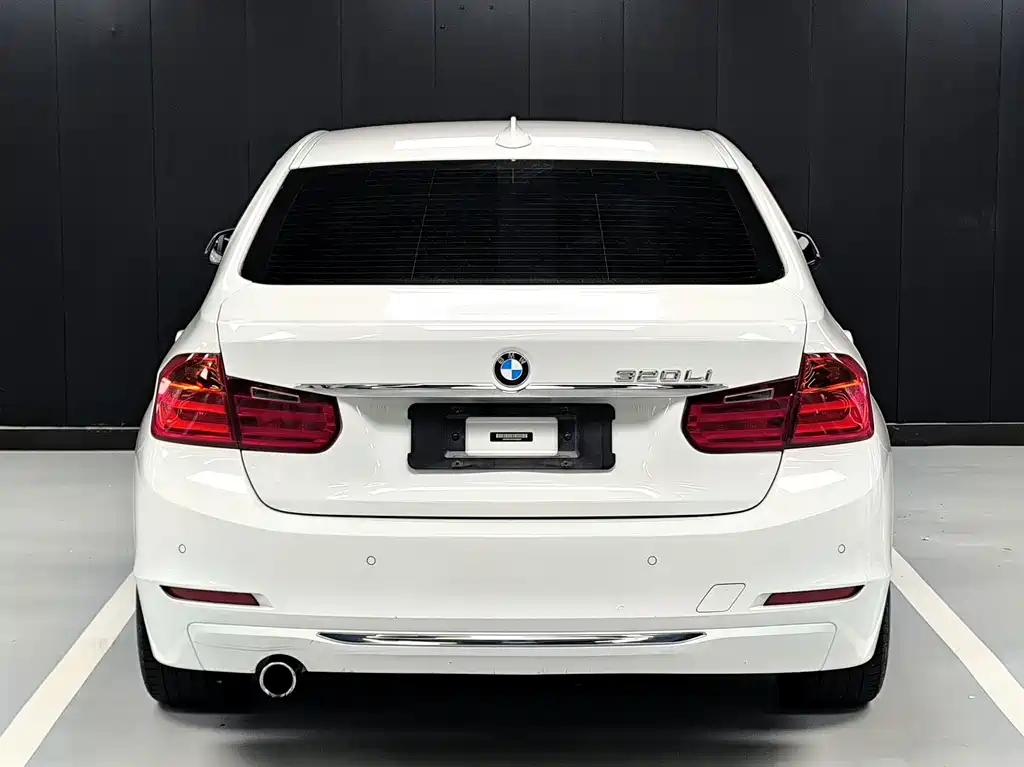 BMW 3 Series — миниатюра 18